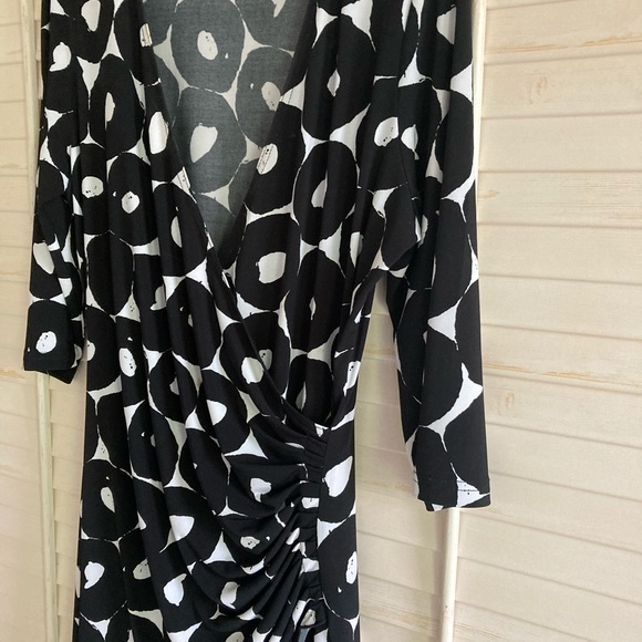 Joseph Ribkoff dress. Black and white - Picture 2 of 5